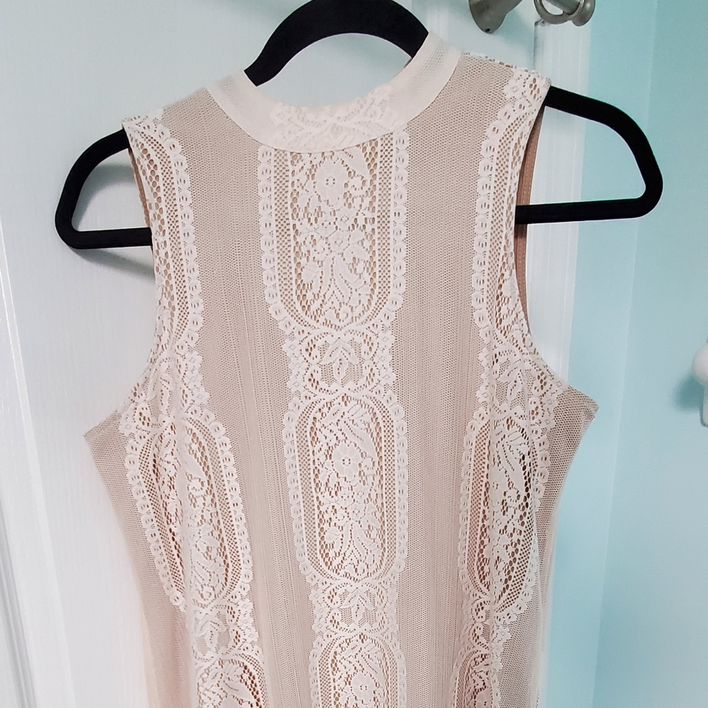 Lace dress